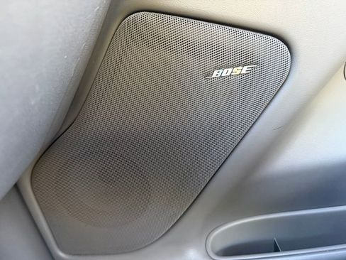 Used 2004 Cadillac Escalade EXT AWD/4WD image 25