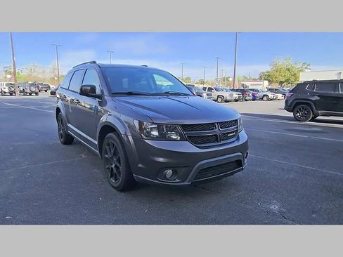 Used 2015 Dodge Journey SXT w/ Flexible Seating Group image 15
