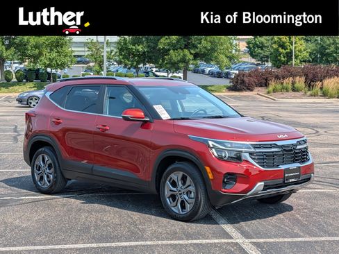 Certified 2024 Kia Seltos S AWD/4WD image 1