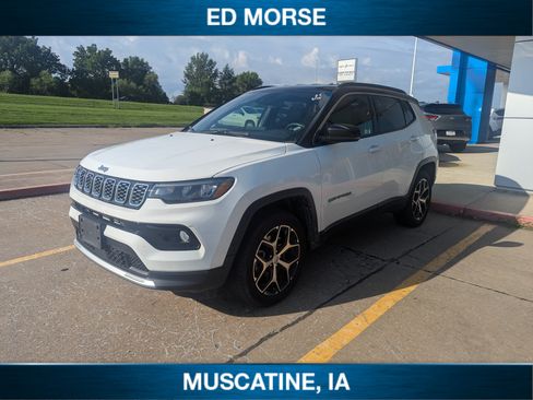Used 2024 Jeep Compass Limited AWD/4WD image 1