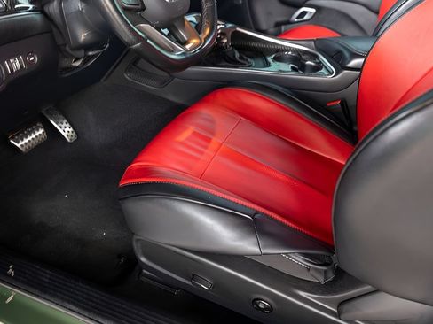 Used 2021 Dodge Challenger R/T Scat Pack RWD image 39
