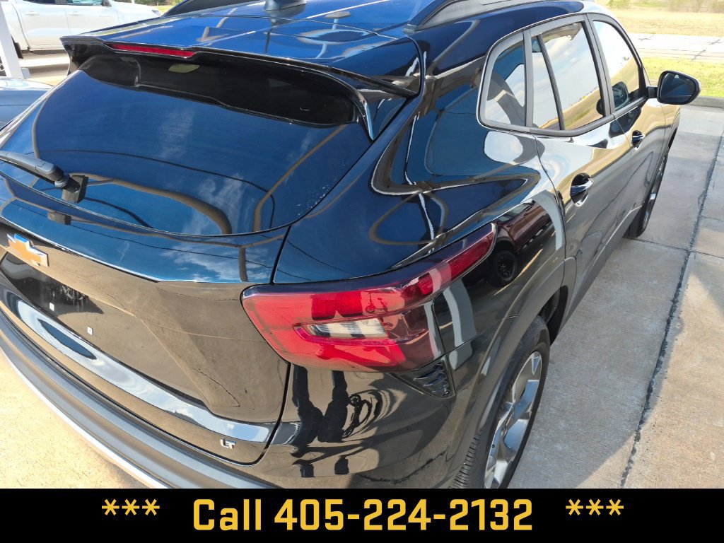 Used 2026 Chevrolet Trax LT FWD image 17