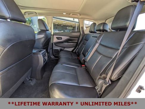 Used 2024 Nissan Murano SL image 16