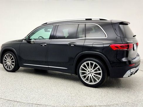 Used 2022 Mercedes-Benz GLB 250 GLB 250 SUV w/ AMG Line Packag image 7