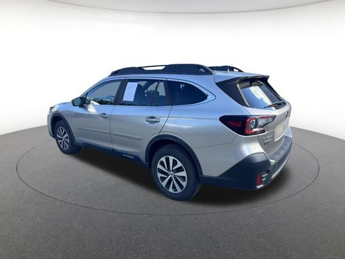 Used 2020 Subaru Outback Premium AWD/4WD image 6