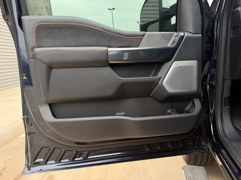Used 2024 Ford F250 Platinum AWD/4WD image 16