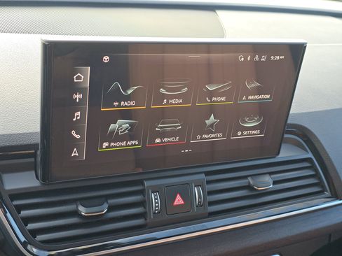 Certified 2022 Audi Q5 2.0T Premium Plus w/ Premium Plus Package image 26