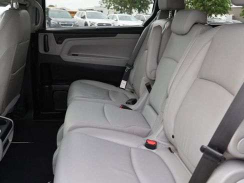 Used 2022 Honda Odyssey Touring image 18