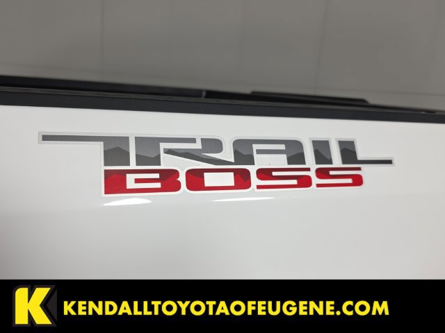 Used 2021 Chevrolet Silverado 1500 LT Trail Boss w/ Convenience Package II AWD/4WD image 13