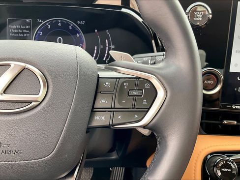 Used 2024 Lexus NX 250 FWD image 22