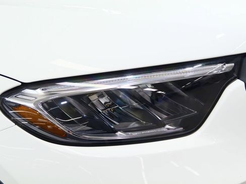 Certified 2026 Mercedes-Benz GLC 300 4MATIC image 10