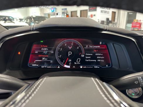 Used 2025 Chevrolet Corvette Stingray Preferred Cpe w/ Z51 Performance Package RWD image 22
