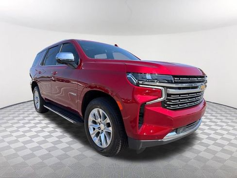 Used 2021 Chevrolet Tahoe Premier w/ Premium Package image 3