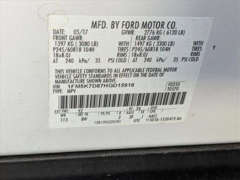 Used 2017 Ford Explorer XLT image 14