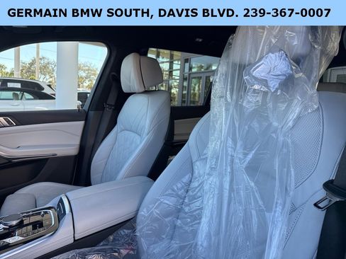 Certified 2024 BMW X7 xDrive40i w/ M Sport Package image 27