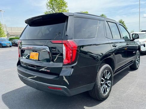 Used 2023 GMC Yukon AT4 w/ AT4 Premium Package AWD/4WD image 3