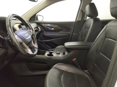 Used 2020 GMC Terrain Denali w/ Denali Premium Package FWD image 17