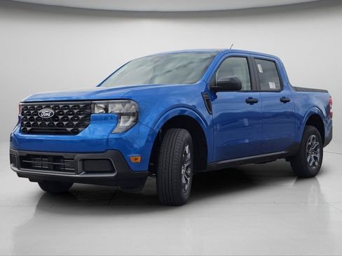 New 2025 Ford Maverick XLT w/ 4K Tow Package image 16