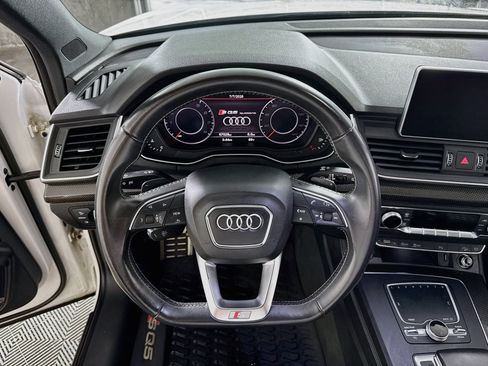 Used 2018 Audi SQ5 Premium Plus w/ Navigation Package AWD/4WD image 16