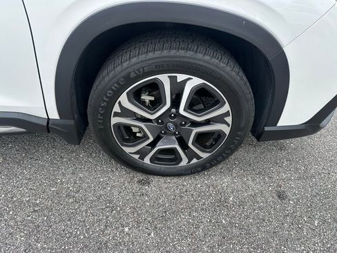 Used 2023 Subaru Ascent Limited image 5