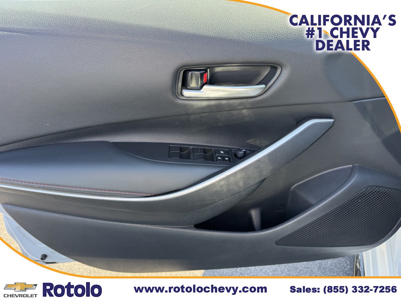 Used 2025 Toyota Corolla SE FWD image 15