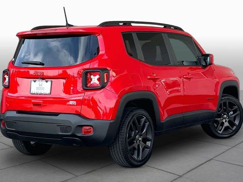 Used 2022 Jeep Renegade Latitude w/ Convenience Group AWD/4WD image 13
