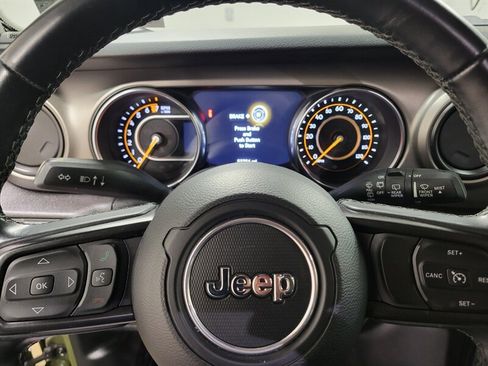 Used 2021 Jeep Wrangler Unlimited Sport AWD/4WD image 45