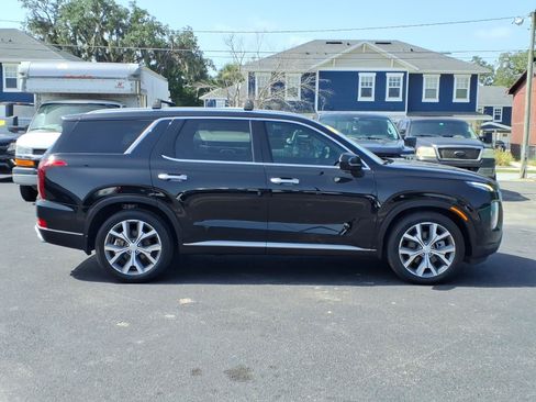Used 2022 Hyundai Palisade SEL w/ Premium Package FWD image 6