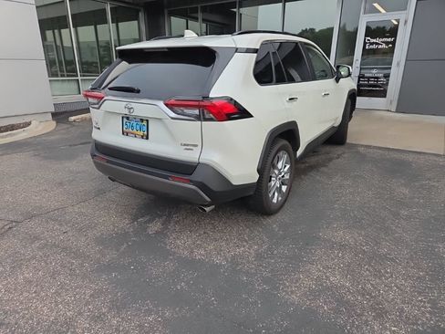 Used 2019 Toyota RAV4 Limited w/ Advanced Technology Package AWD/4WD image 16