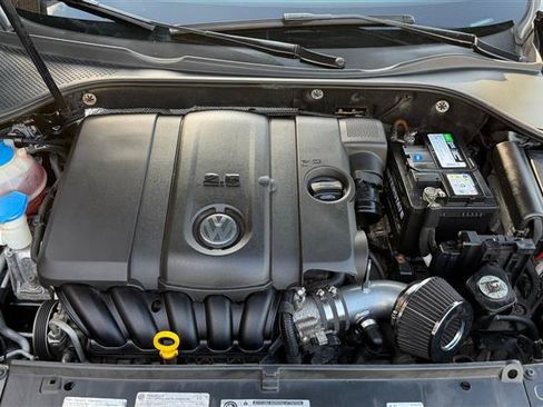 Used 2014 Volkswagen Passat 2.5 S FWD image 8