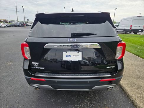 Used 2023 Ford Explorer Limited AWD/4WD image 7