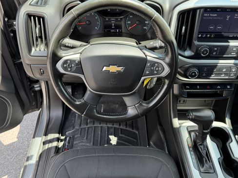 Used 2021 Chevrolet Colorado LT w/ Fleet Safety Package RWD image 19