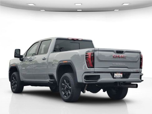 Used 2024 GMC Sierra 2500 AT4 w/ Max Trailering Package AWD/4WD image 8
