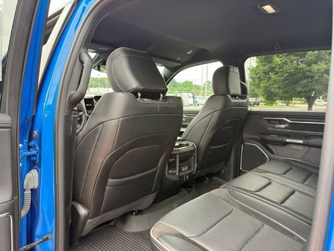 Used 2023 RAM 1500 Laramie AWD/4WD image 18