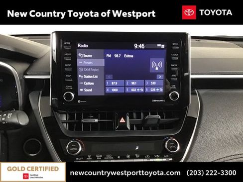 Used 2022 Toyota Corolla Cross XLE image 17