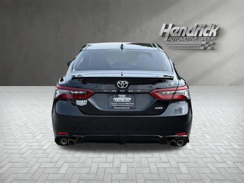 Used 2023 Toyota Camry XSE FWD image 9