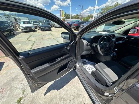 Used 2017 Jeep Compass Sport w/ Power Value Group AWD/4WD image 11