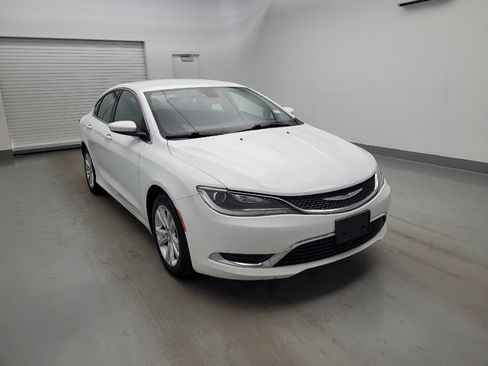 Used 2016 Chrysler 200 Limited FWD image 13