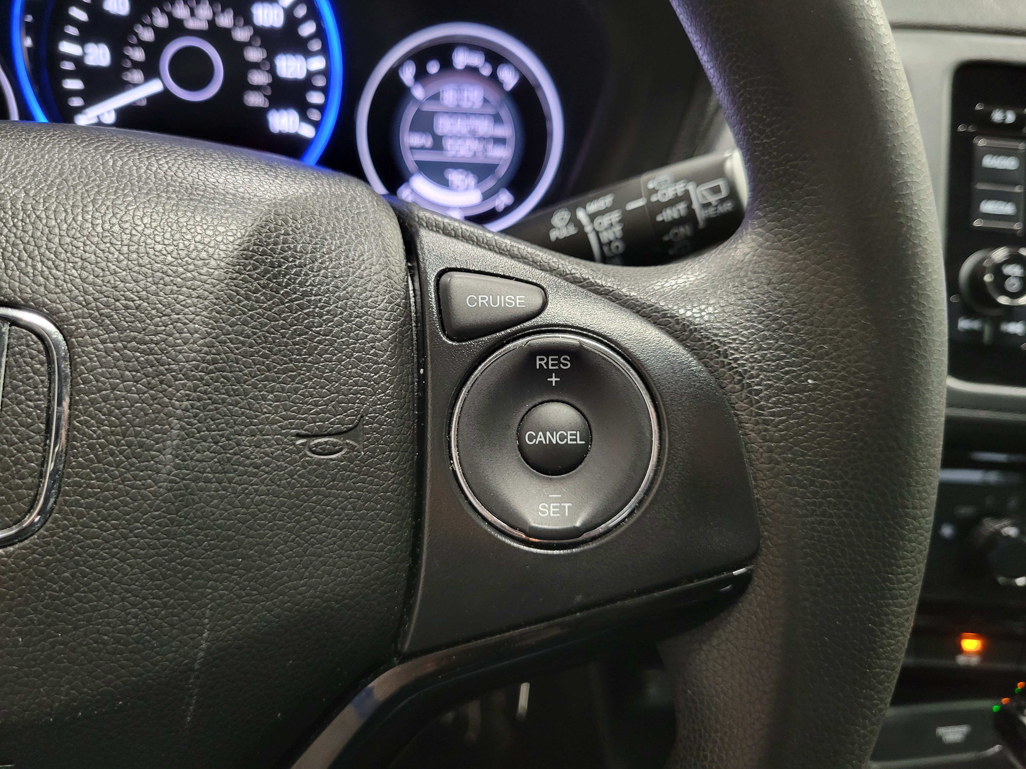 Certified 2021 Honda HR-V LX image 23