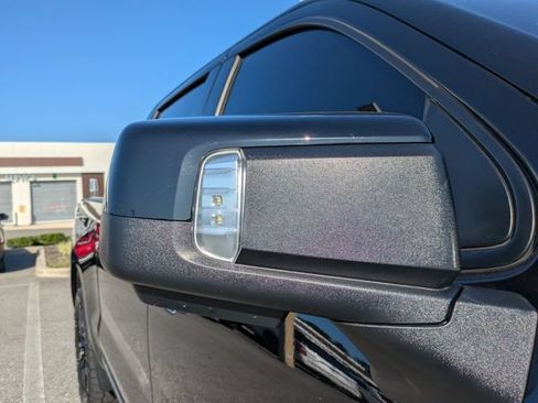 Used 2024 Chevrolet Silverado 1500 High Country w/ Midnight Edition AWD/4WD image 12