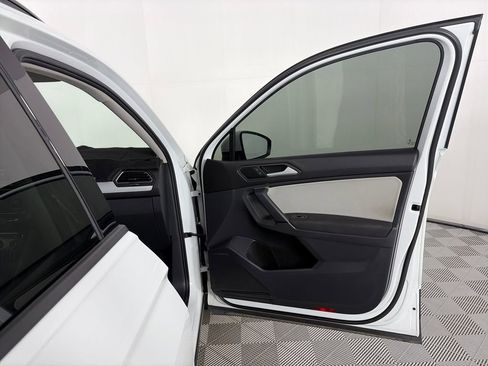 Used 2019 Volkswagen Tiguan S AWD/4WD image 28