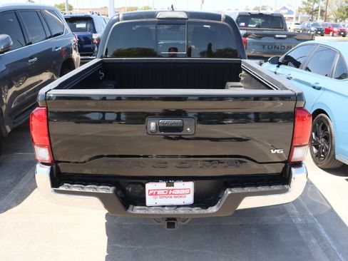 Used 2019 Toyota Tacoma SR5 image 7