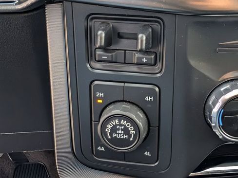 Used 2022 Ford F150 Platinum w/ Equipment Group 701A High image 18