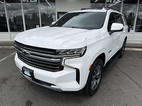 Used 2023 Chevrolet Tahoe LT w/ LT Signature Package AWD/4WD image 1