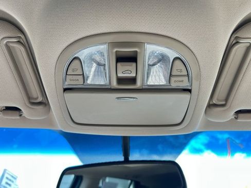 Used 2011 Hyundai Santa Fe Limited AWD/4WD image 45