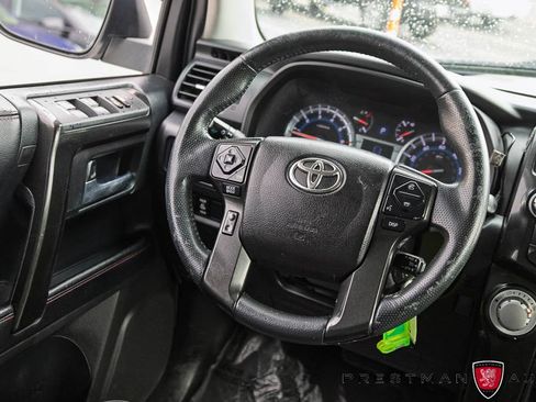 Used 2016 Toyota 4Runner Trail Premium AWD/4WD image 33