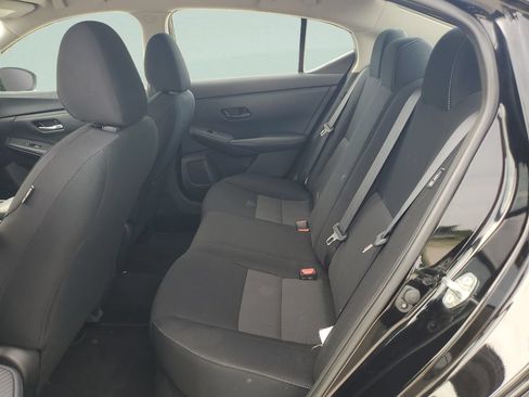Used 2024 Nissan Sentra SV FWD image 10
