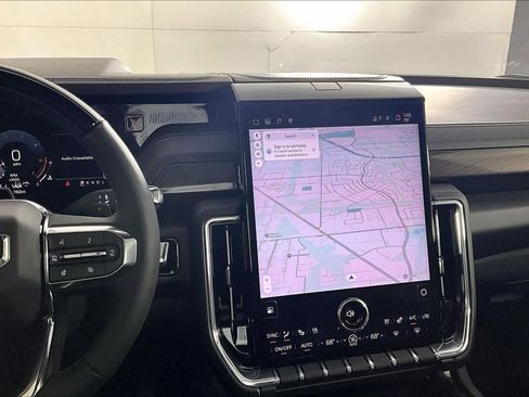 Used 2026 GMC Yukon Elevation w/ Elevation Premium Package image 12