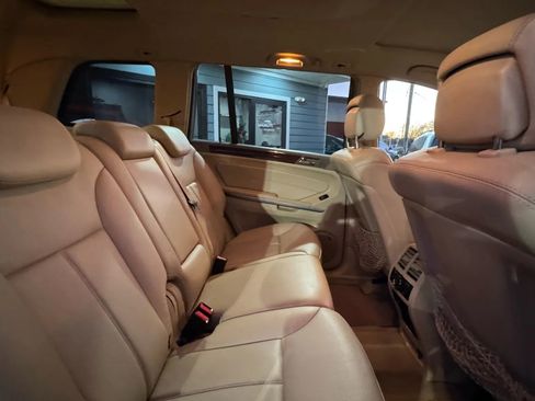 Used 2010 Mercedes-Benz GL 450 4MATIC image 27