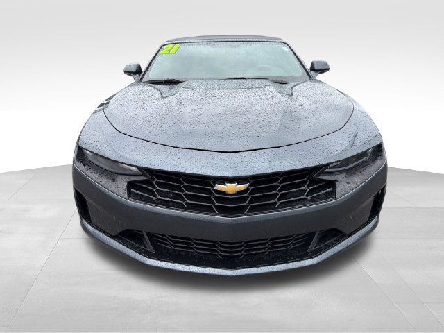 Used 2021 Chevrolet Camaro LT RWD image 2